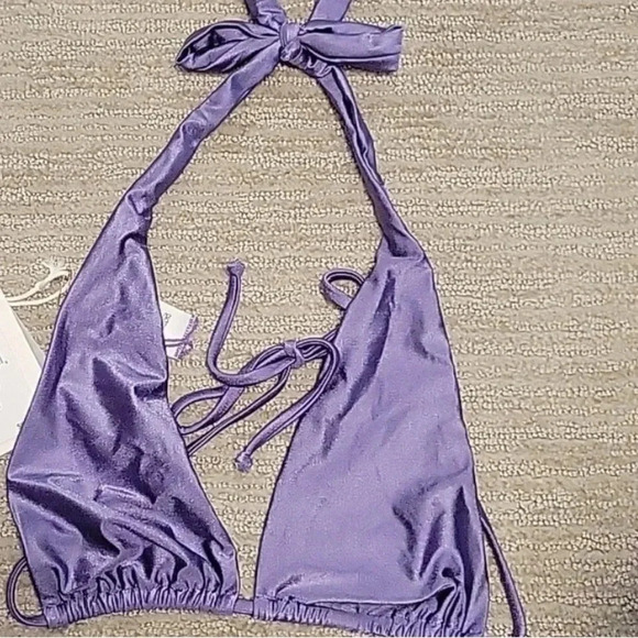 *Final Price*Good American Lilac Shine Ruched Halter Bikini Top Size 1/Small NWT - Picture 4 of 6
